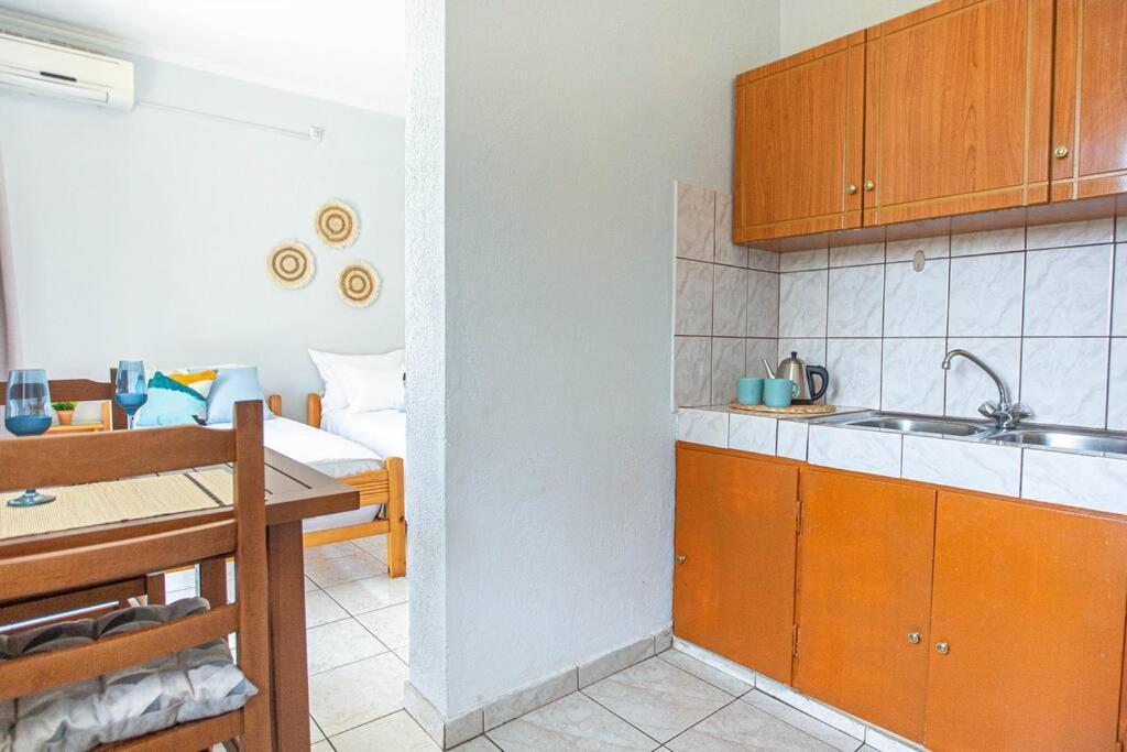 Apartament Blue Maraci 2 - Sea View, Kitchen, Beach Access Himara Zewnętrze zdjęcie